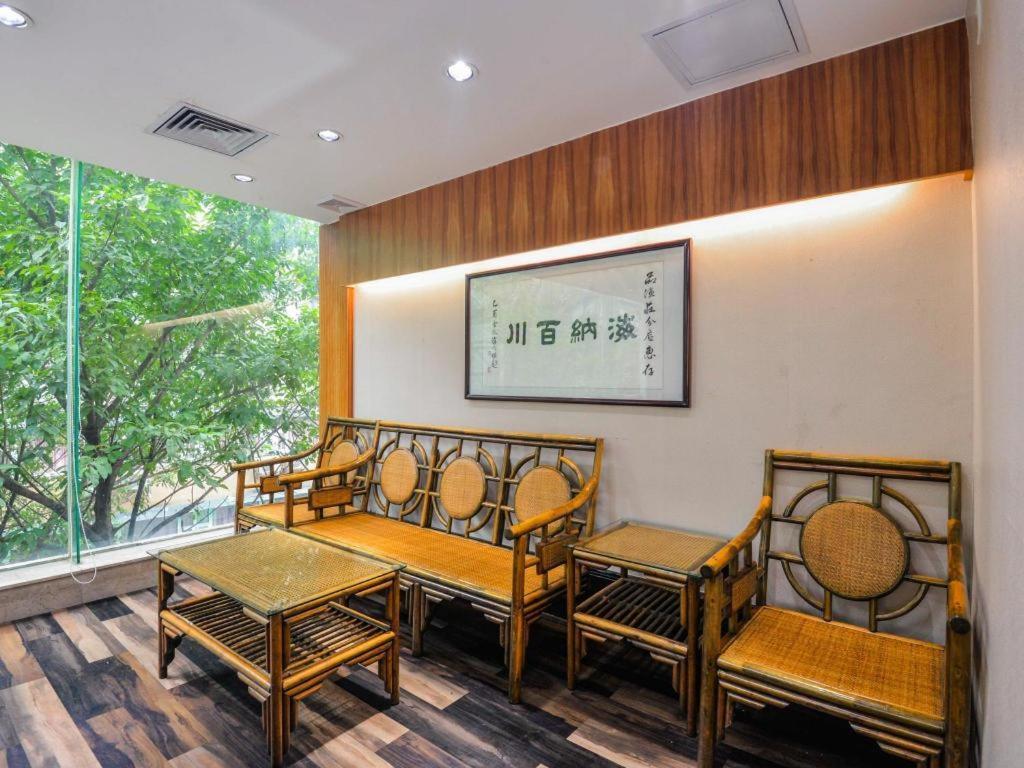 New World Hotel Гуанчжоу Экстерьер фото